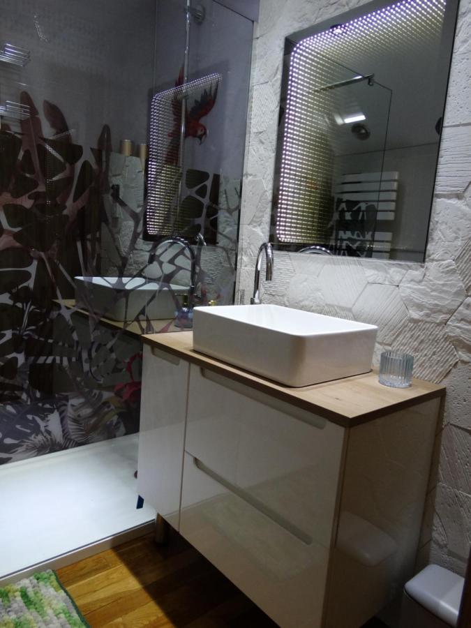 Appartementy Coco Mango Bourges Exterior photo